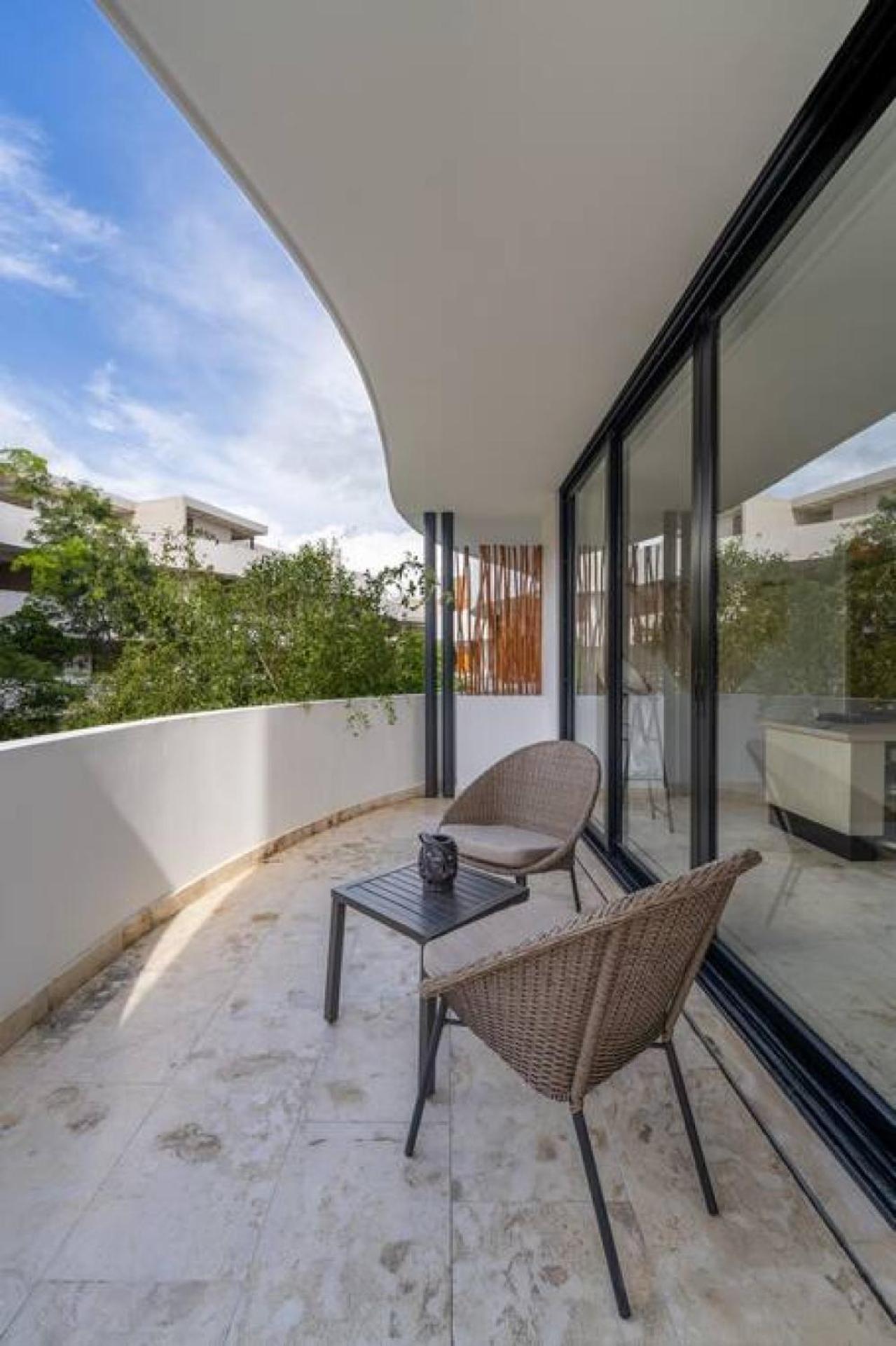 Apartment Hunab Kah Serene Rooftop Pool